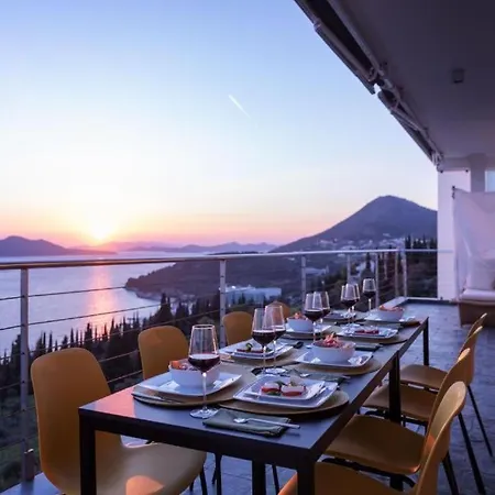 Hedera Estate Villa Hedera Xxii *