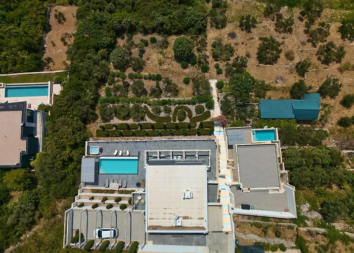 Hedera Estate Hedera Xxii 别墅 扎通